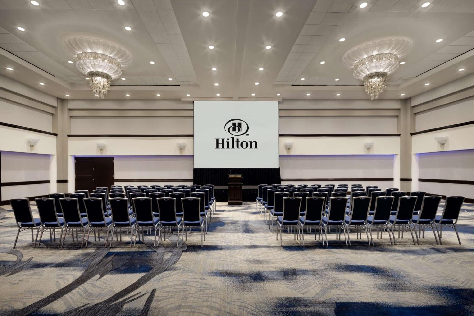 Hilton Long Island/Huntington Hotel Melville Bagian luar foto