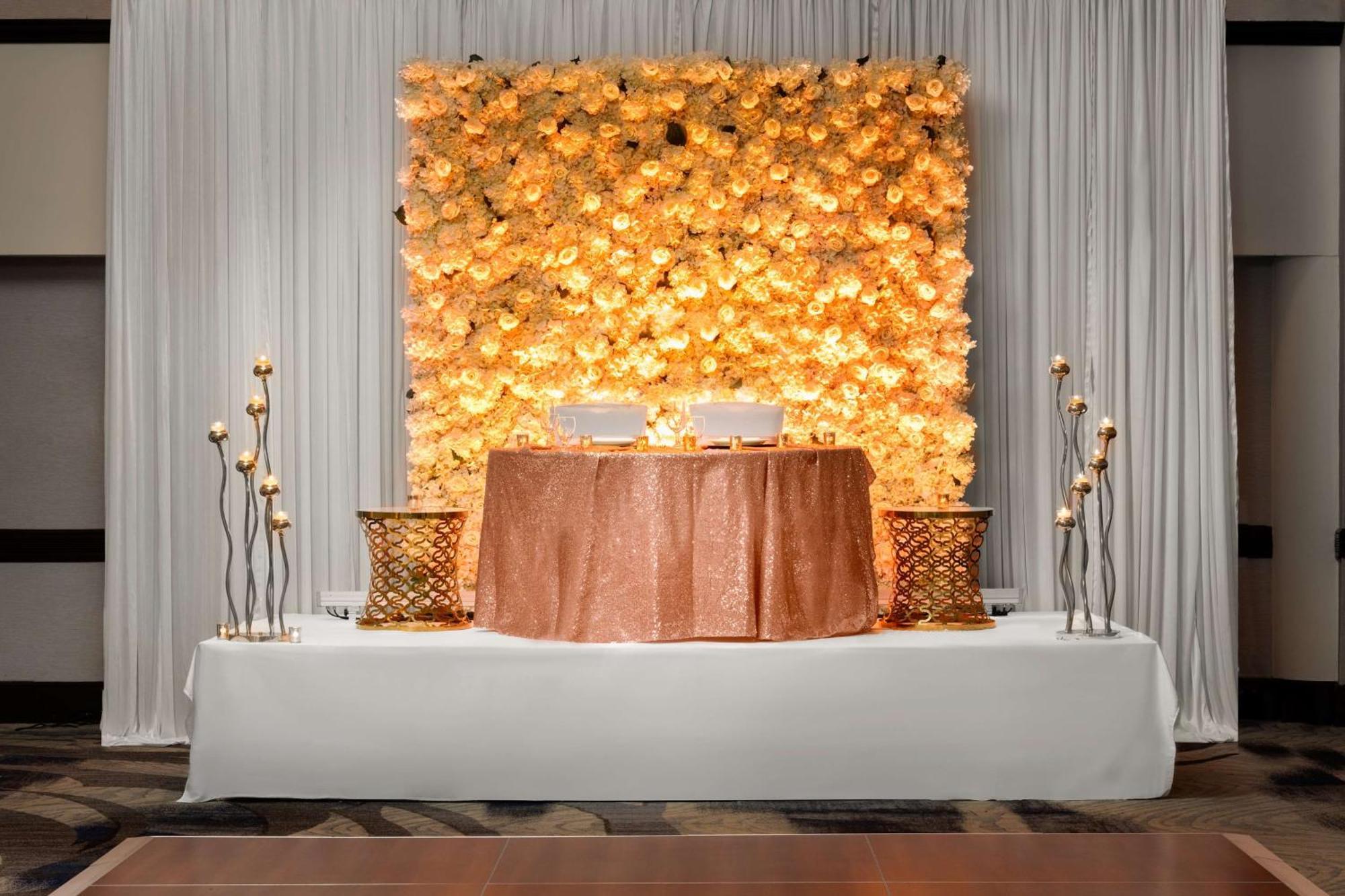Hilton Long Island/Huntington Hotel Melville Bagian luar foto