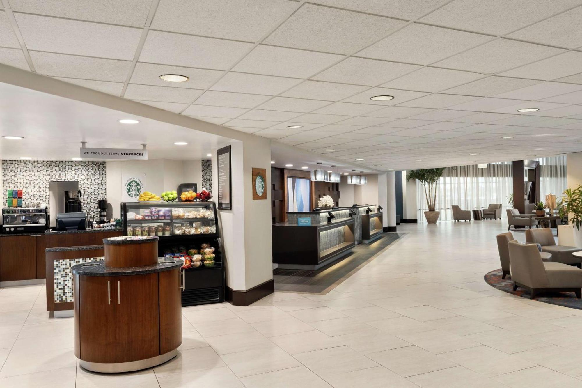 Hilton Long Island/Huntington Hotel Melville Bagian luar foto