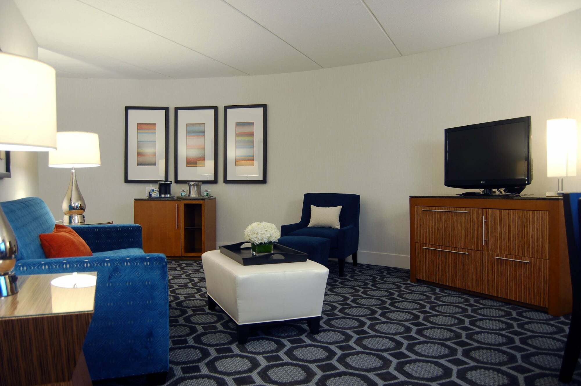 Hilton Long Island/Huntington Hotel Melville Bagian luar foto