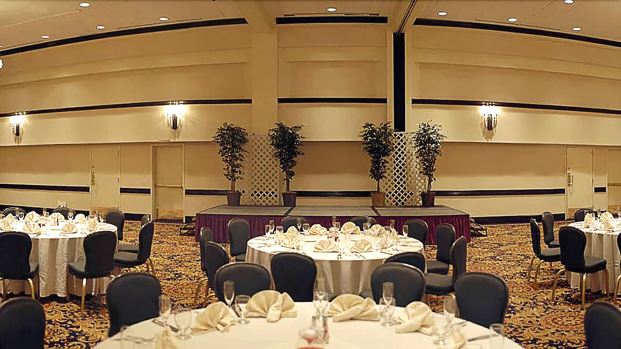 Hilton Long Island/Huntington Hotel Melville Bagian luar foto